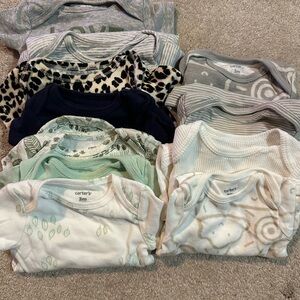 Carter's Mixed Pattern Infant Bodysuit Lot in Navy, Green, Gray & Cream